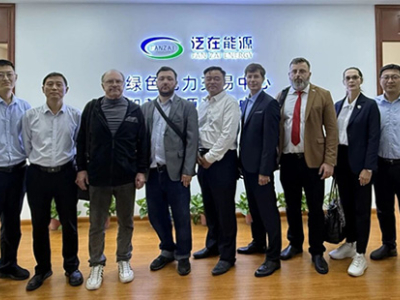 В наш головной офис в Цзинане прибыла группа академиков из Российской академии наук.